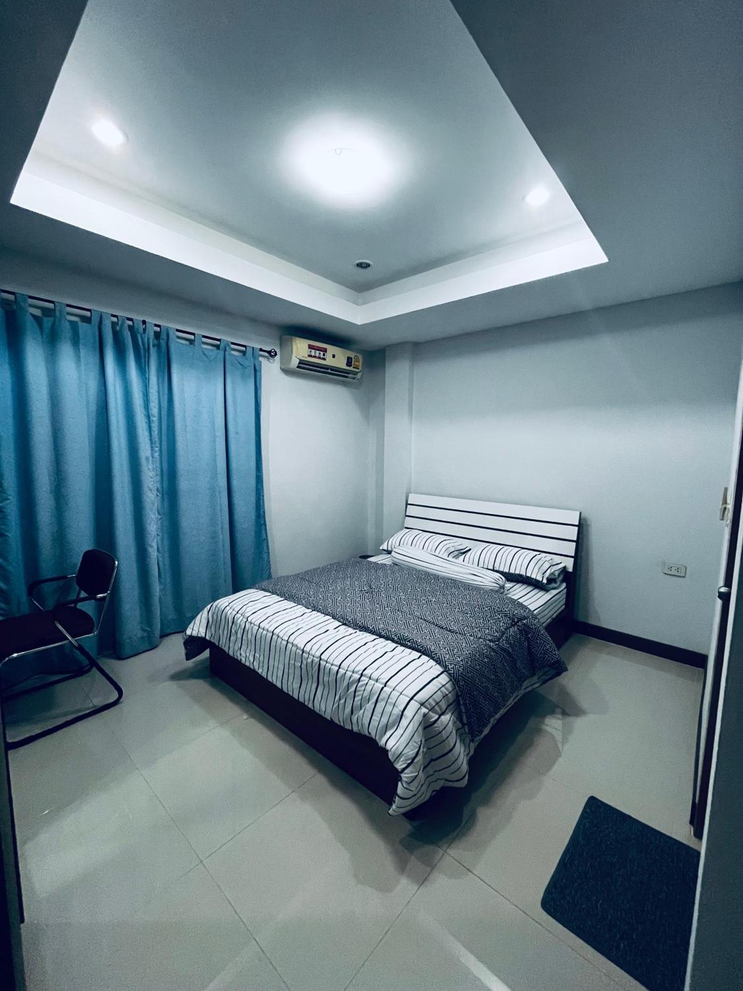 Bed and breakfast The European House Pattaya Extérieur photo