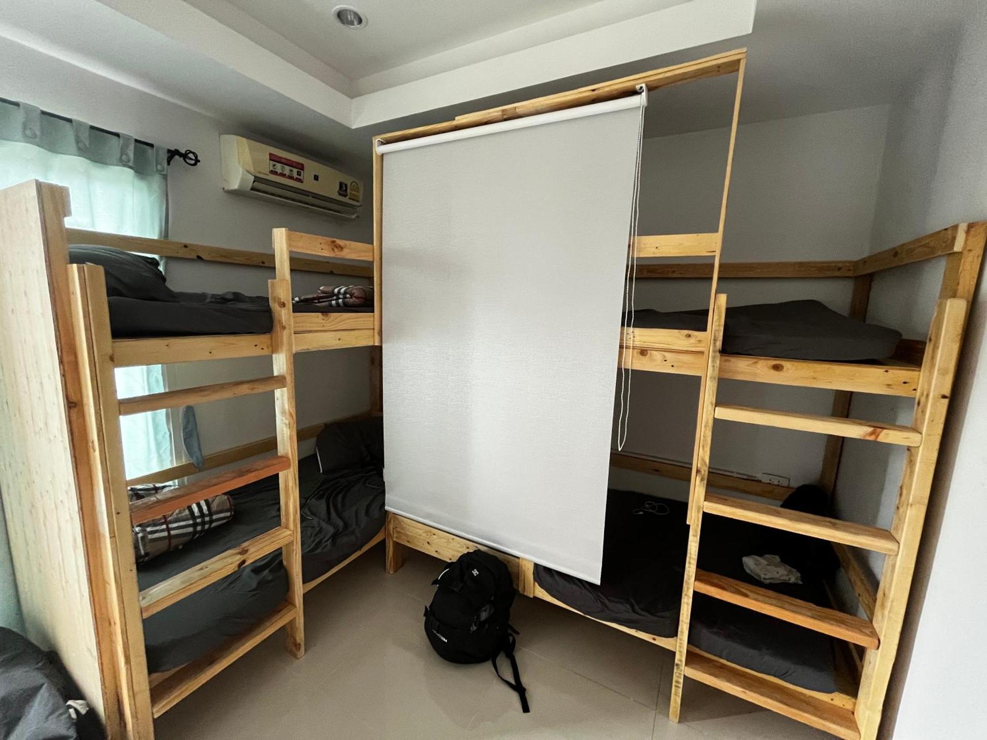 Bed and breakfast The European House Pattaya Extérieur photo