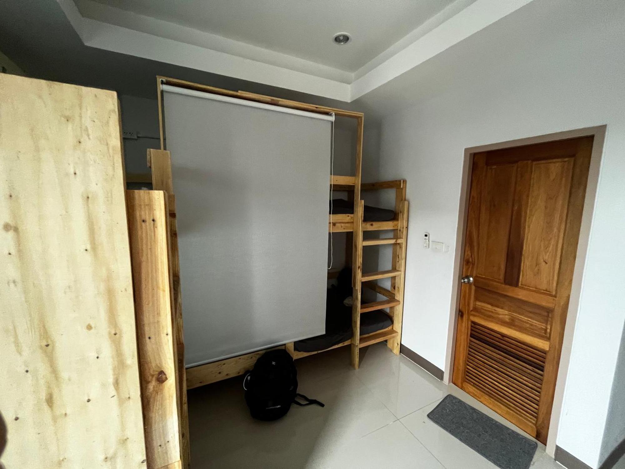Bed and breakfast The European House Pattaya Extérieur photo
